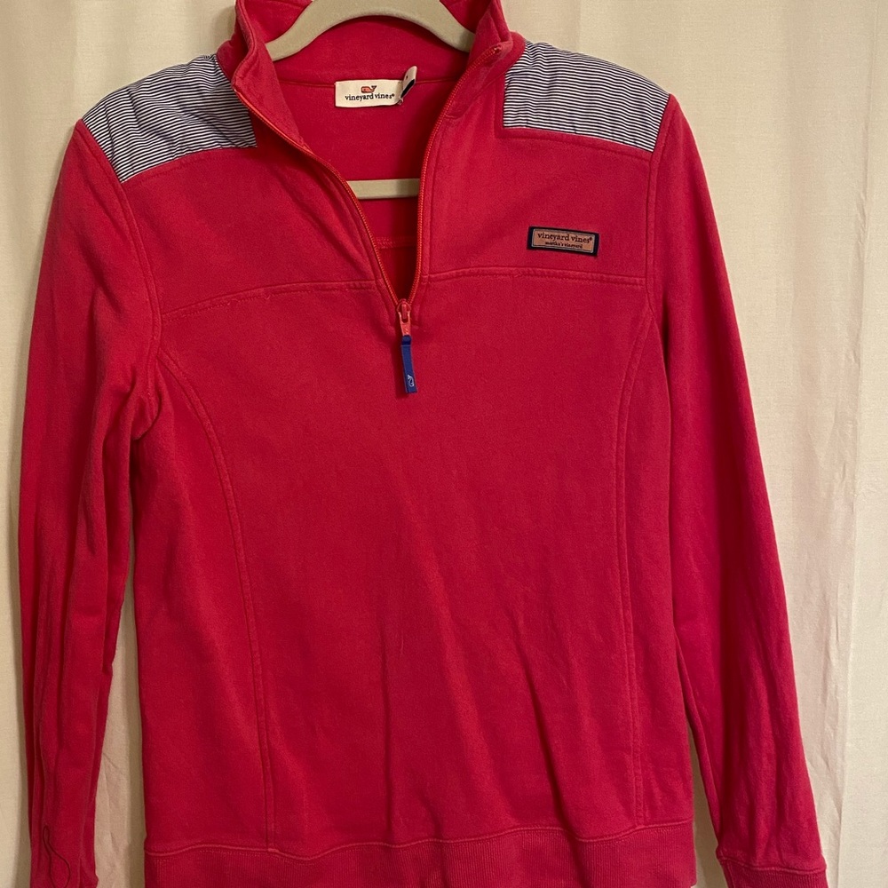 Vineyard Vines women’s sweater